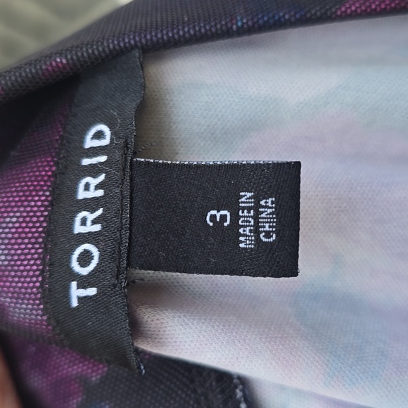 Torrids High Waisted A-Line Mini Skirt Black Gray Pink Mesh Overlay 3x - Picture 10 of 14